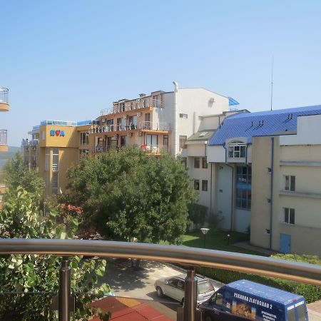 Family Hotel Golden Lion بريمورسكو المظهر الخارجي الصورة